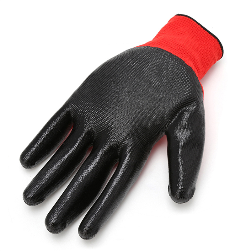 Црвени полиестерски плетени црни мазни работни ракавици обложени со нитрил